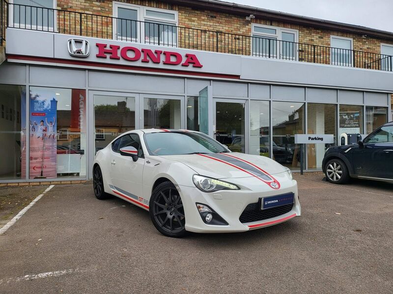 View TOYOTA GT86 2.0 Boxer D-4S Blanco Euro 6 2dr