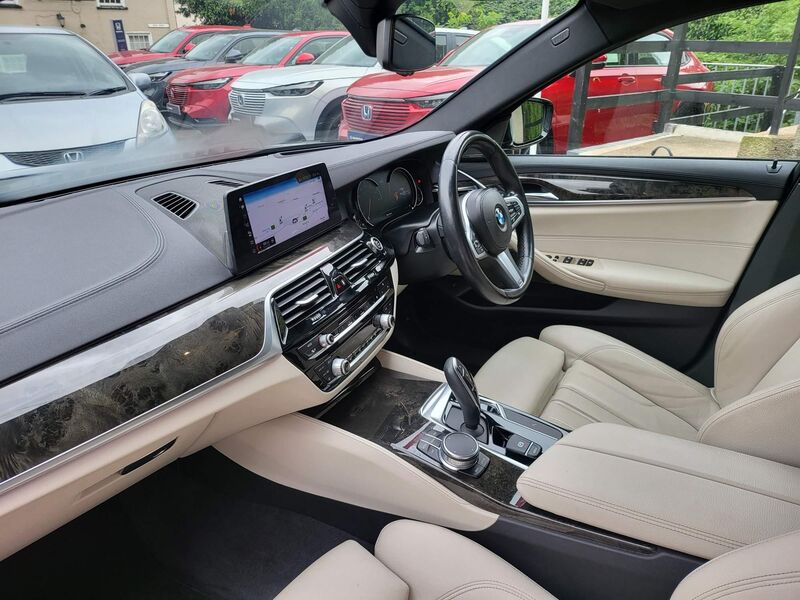View BMW 5 SERIES 2.0 520d M Sport Auto xDrive Euro 6 (s/s) 4dr
